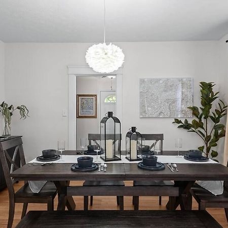 Charming Retreat In Cleveland 빌라 외부 사진