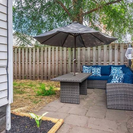 Charming Retreat In Cleveland 빌라 외부 사진