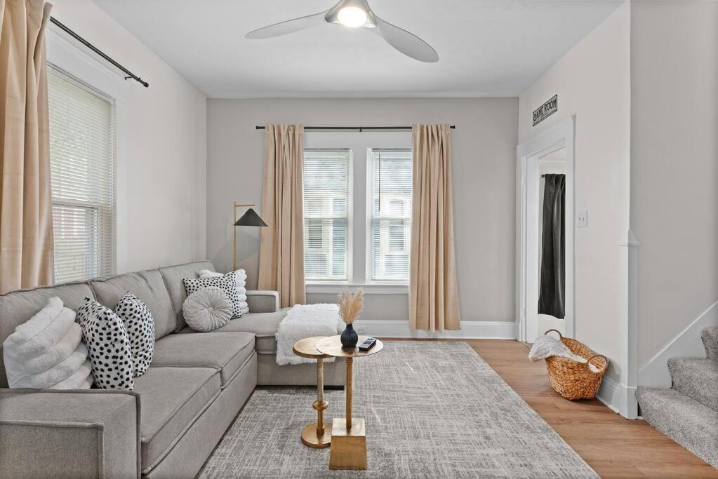 Charming Retreat In Cleveland 빌라 외부 사진