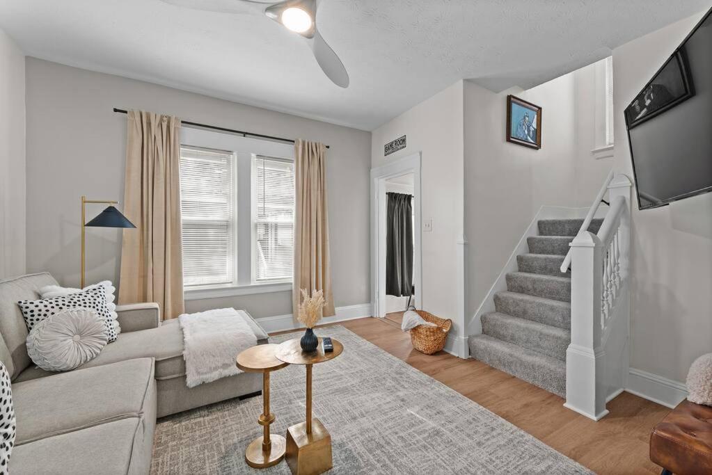 Charming Retreat In Cleveland 빌라 외부 사진