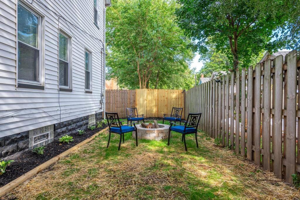 Charming Retreat In Cleveland 빌라 외부 사진