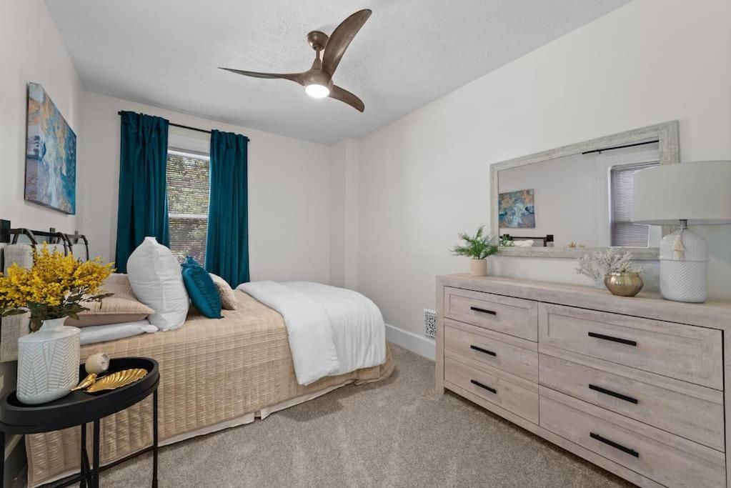 Charming Retreat In Cleveland 빌라 외부 사진