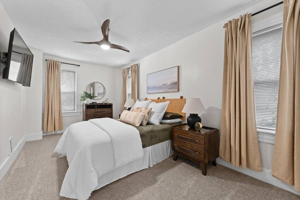Charming Retreat In Cleveland 빌라 외부 사진